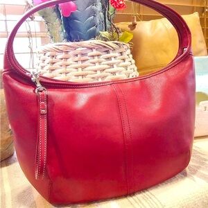 Vintage Coach 9219  Red in great preowned condition.